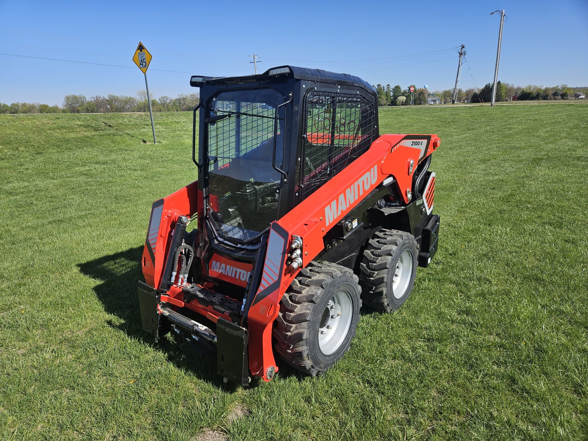 2024 Manitou 2100V in Worthington, Iowa - Photo 1