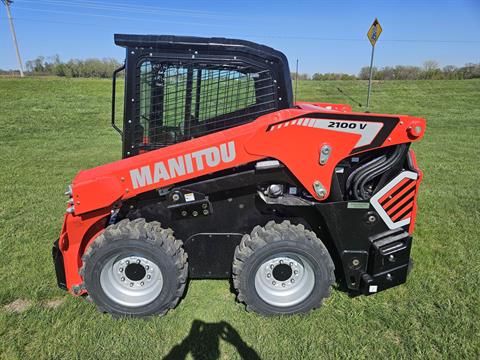 2024 Manitou 2100V in Worthington, Iowa - Photo 2