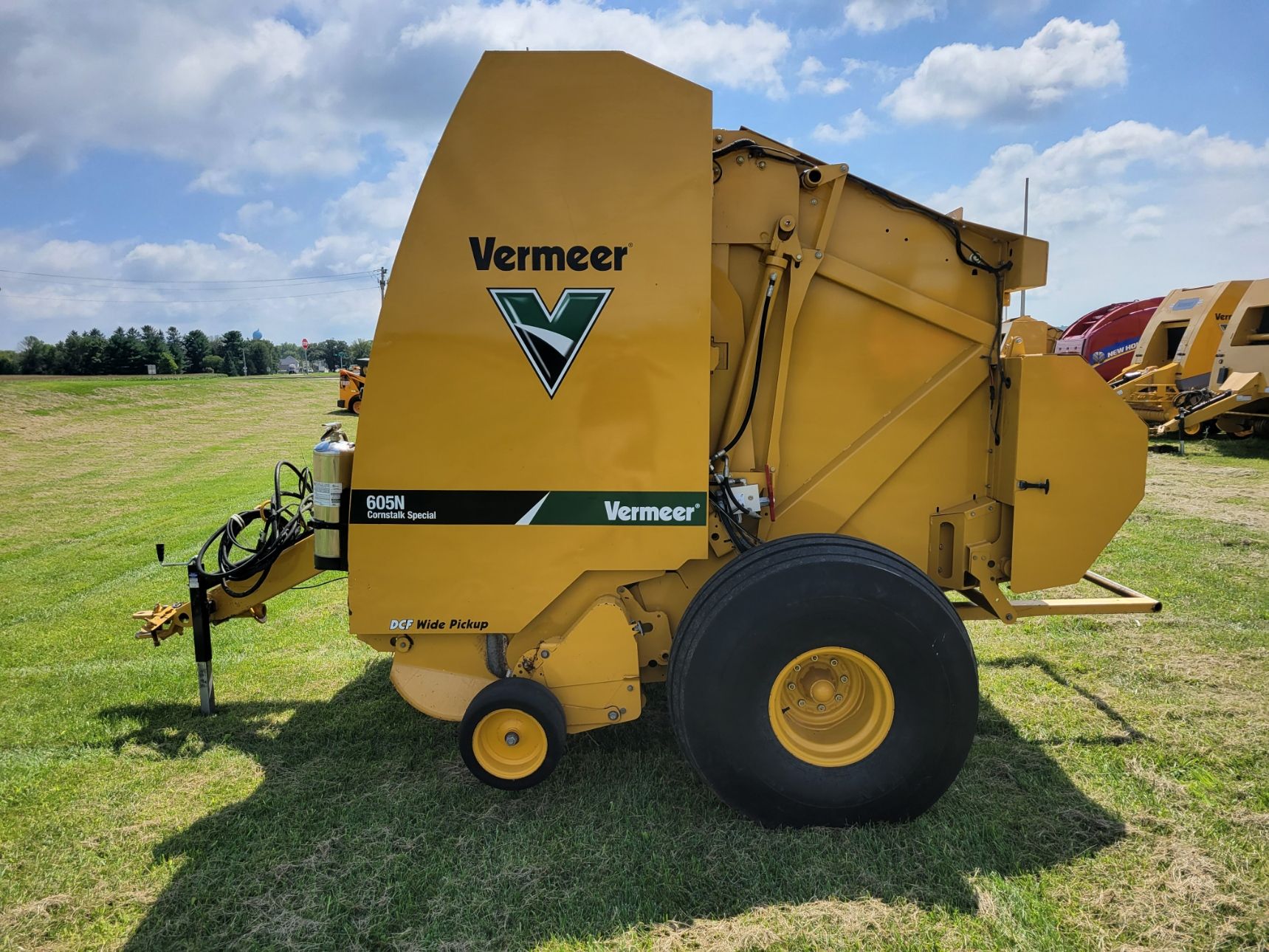 Vermeer Vermeer 605N Cornstalk Special in Worthington, Iowa - Photo 2