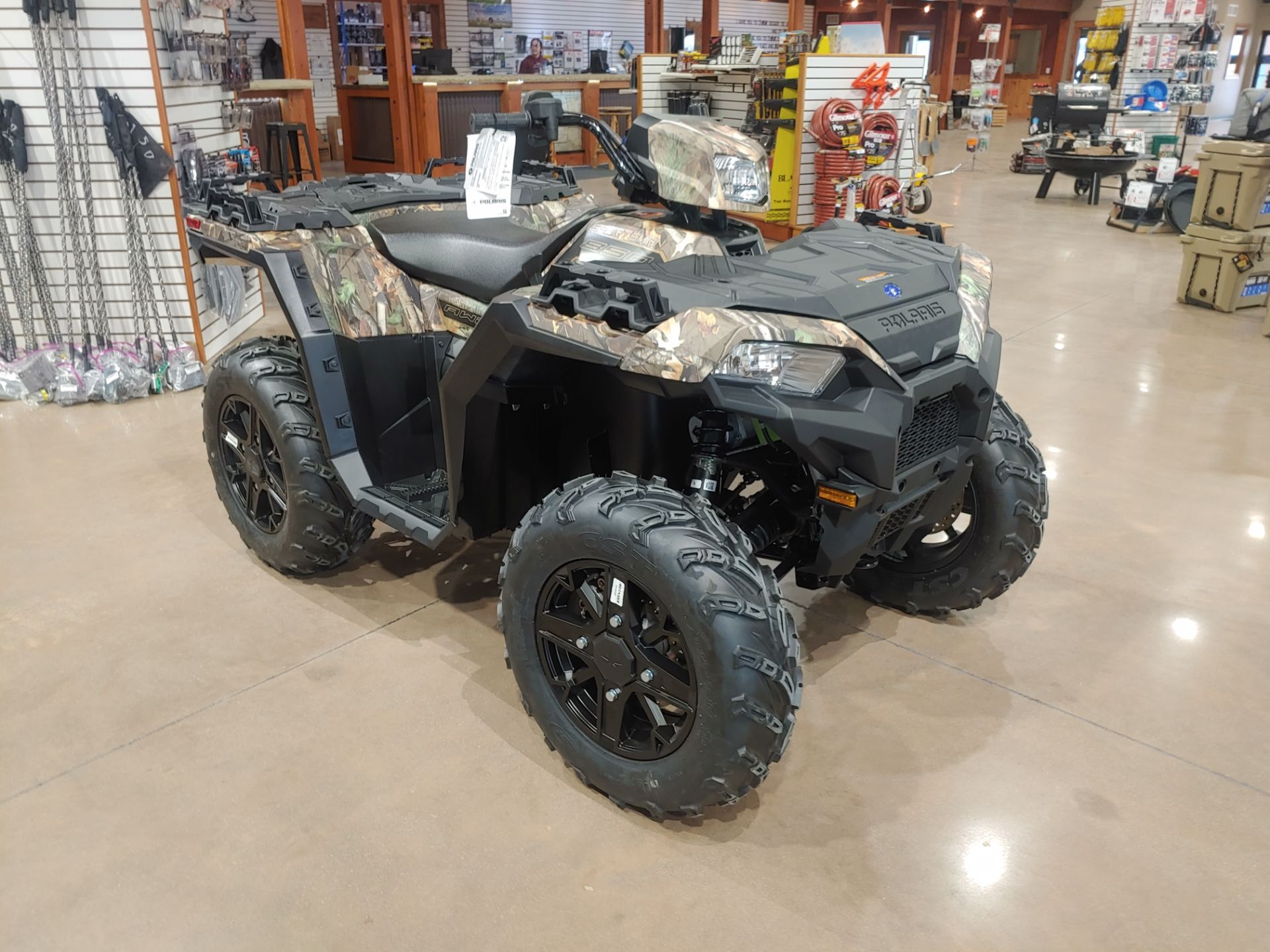 2024 Polaris Sportsman 850 Premium in Montezuma, Kansas - Photo 4