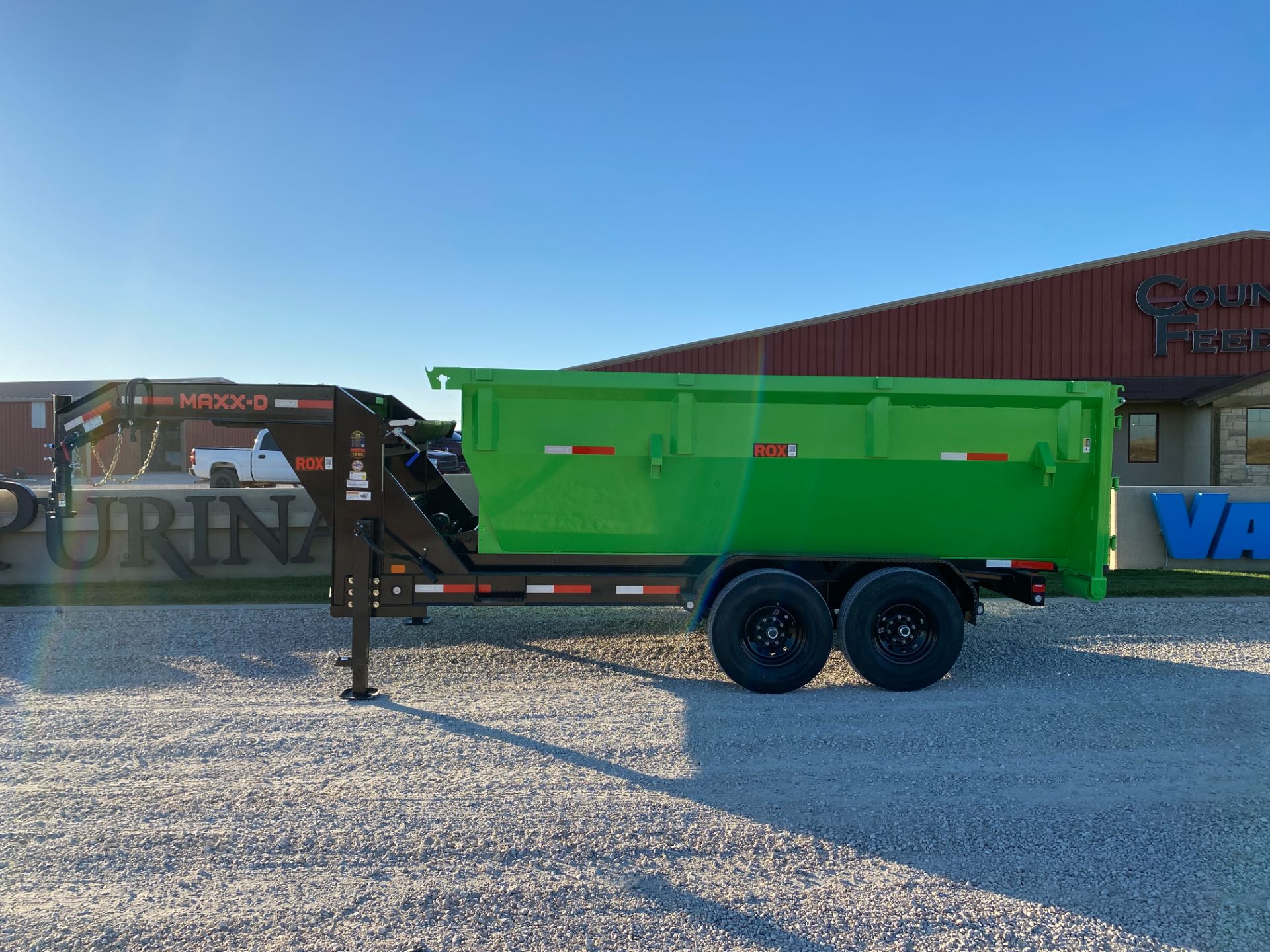 2025 MAXX-D Trailers 14' X 83" - 14K Gooseneck Roll-Off in Montezuma, Kansas - Photo 5