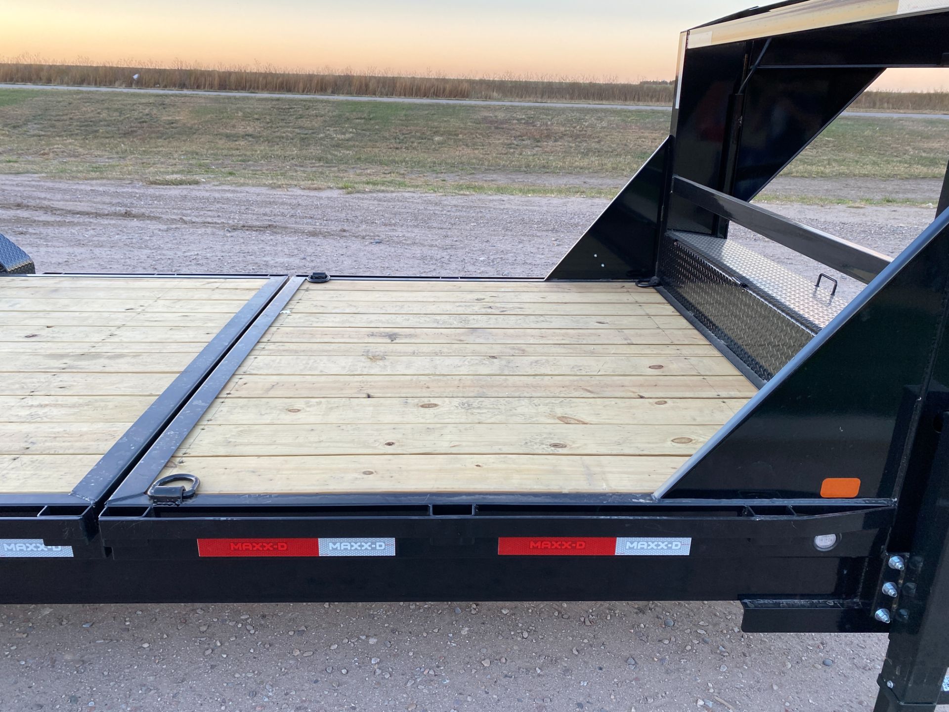 2024 MAXX-D Trailers 24' X 83" - 14K HD Gravity GN Equipment in Montezuma, Kansas - Photo 4