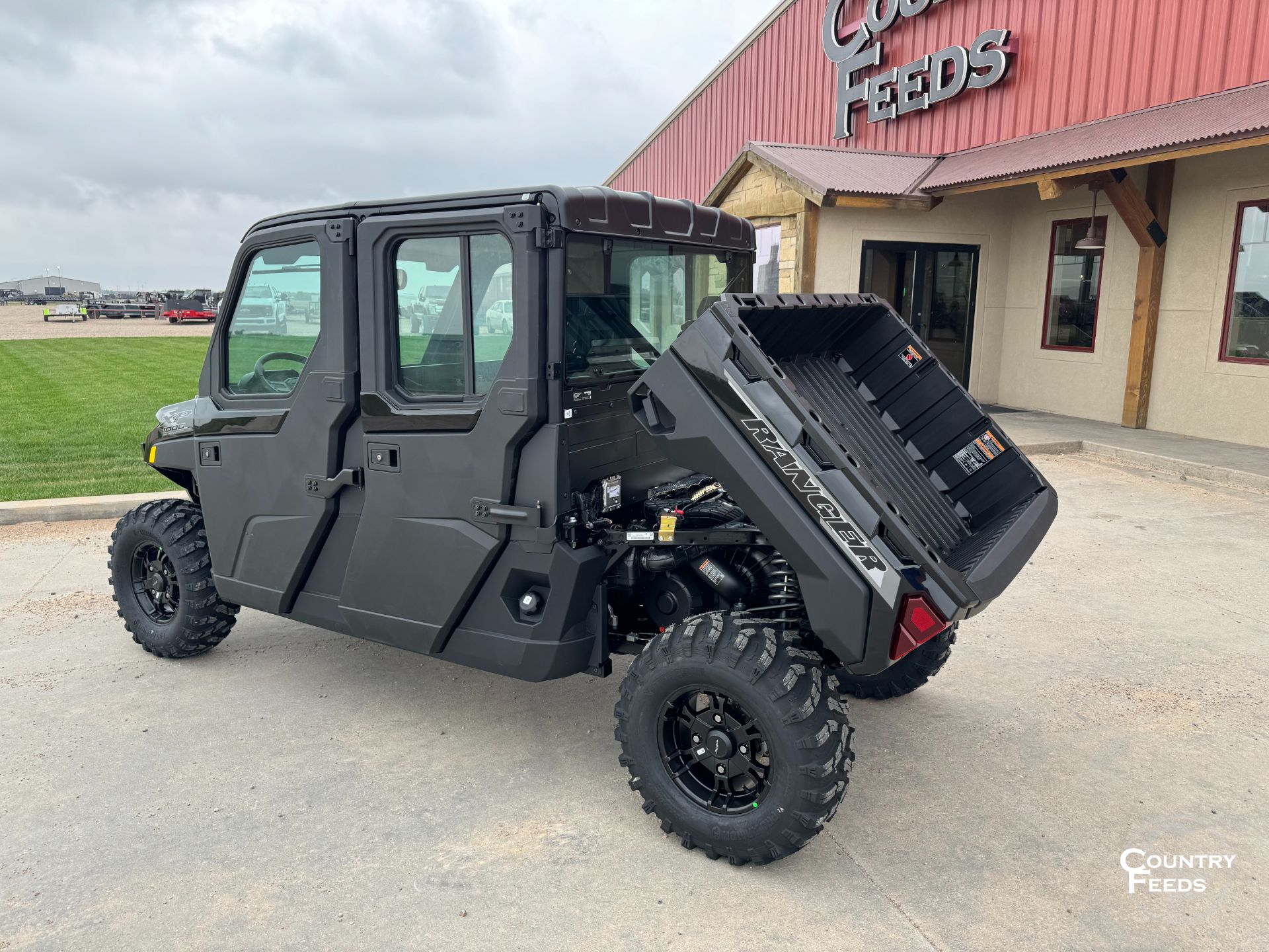 2025 Polaris Ranger Crew XP 1000 NorthStar Edition Premium with Fixed Windshield in Montezuma, Kansas - Photo 8