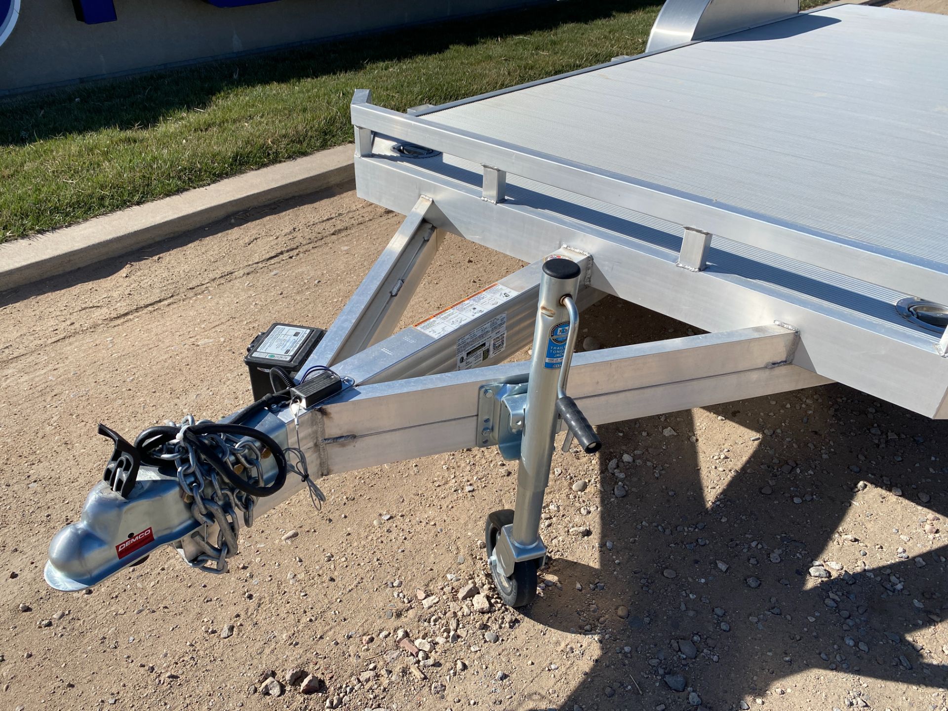 2024 ALUMA 8218 Tandem Axle Electric Brakes Ramp Front Rail Dove  Tail Std 5K RTD 14" Aluminum Wheels in Montezuma, Kansas - Photo 15