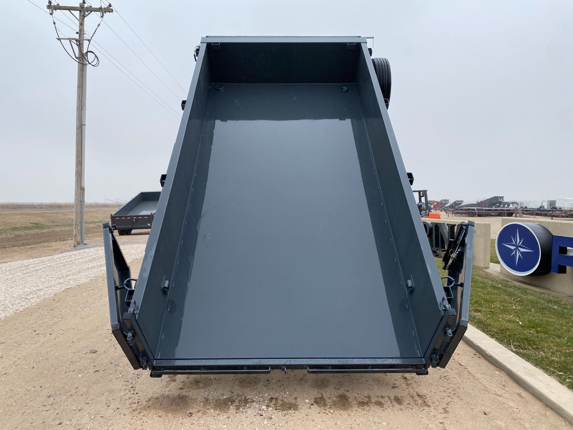 2024 LAMAR 83" X 14' DL - 14K LOW-PRO DUMP in Montezuma, Kansas - Photo 8