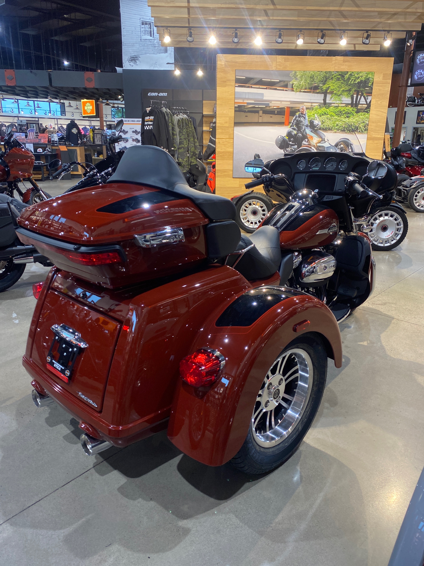 2024 Harley-Davidson Tri Glide® Ultra in New York Mills, New York - Photo 3