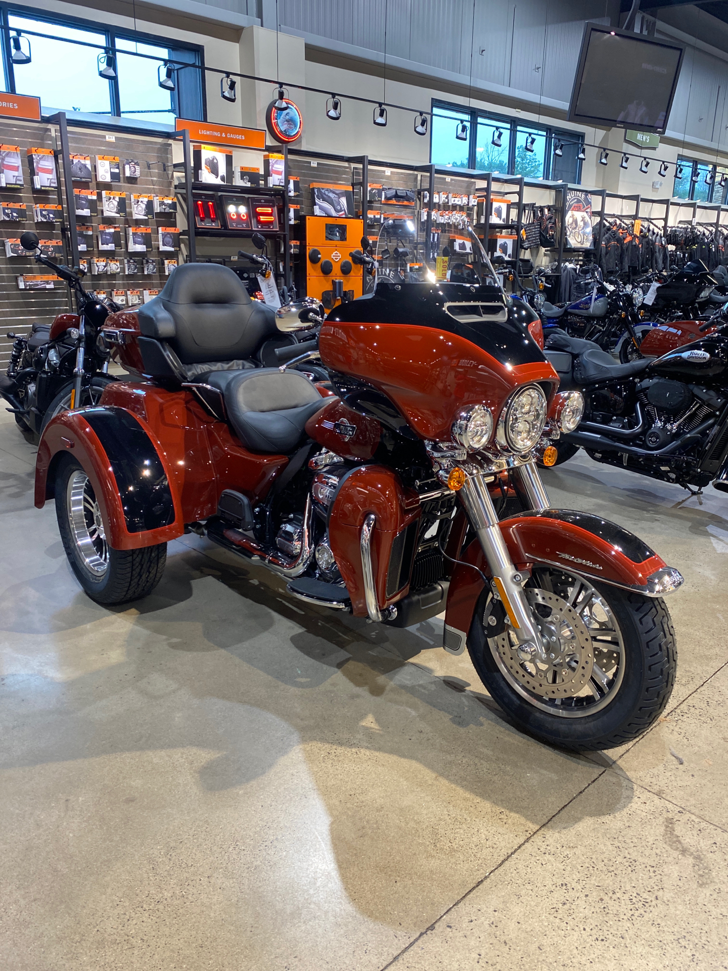 2024 Harley-Davidson Tri Glide® Ultra in New York Mills, New York - Photo 4