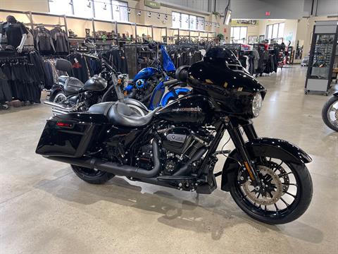 2018 Harley-Davidson Street Glide® Special in New York Mills, New York
