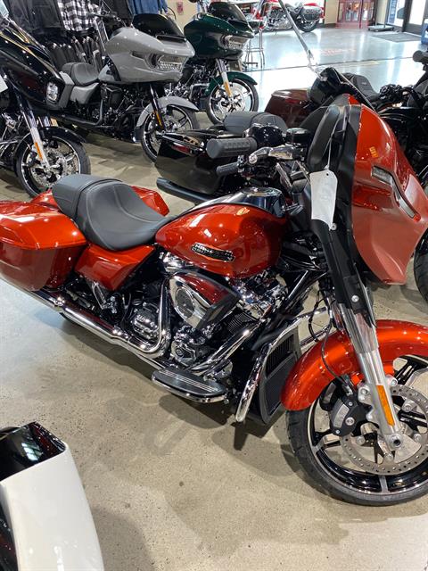 2024 Harley-Davidson Street Glide® in New York Mills, New York - Photo 2