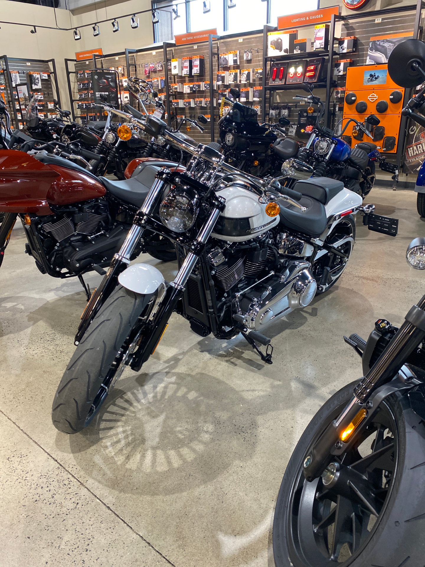 2024 Harley-Davidson Breakout® in New York Mills, New York - Photo 2