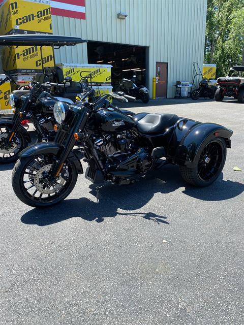 2024 Harley-Davidson Freewheeler® in New York Mills, New York - Photo 2