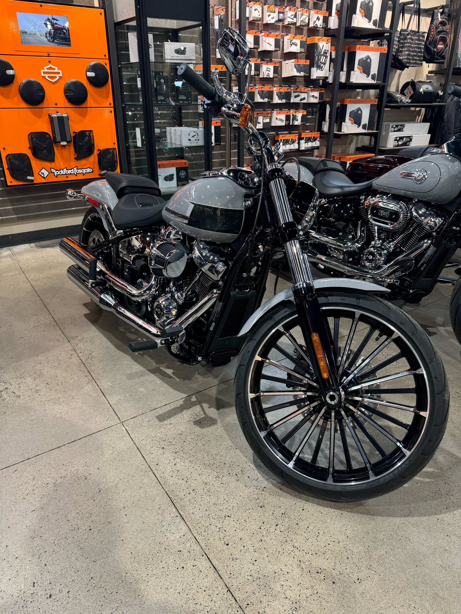 2024 Harley-Davidson Breakout® in New York Mills, New York - Photo 1