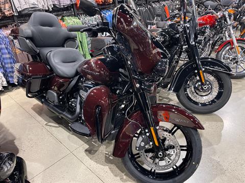 2022 Harley-Davidson Ultra Limited in New York Mills, New York