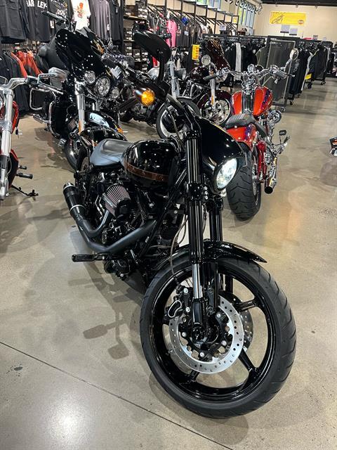 2016 Harley-Davidson CVO™ Pro Street Breakout® in New York Mills, New York - Photo 2