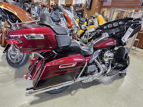 2015 Harley-Davidson Ultra Limited in Broadalbin, New York - Photo 3