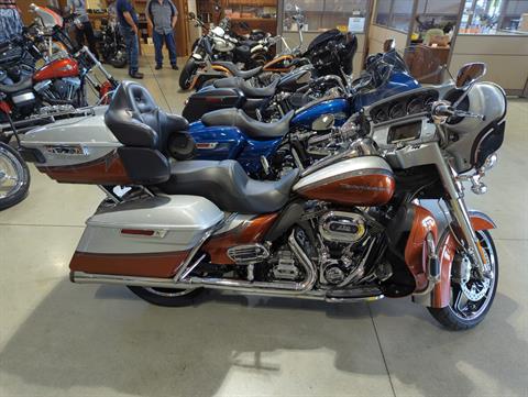 2014 Harley-Davidson CVO™ Limited in Broadalbin, New York - Photo 1