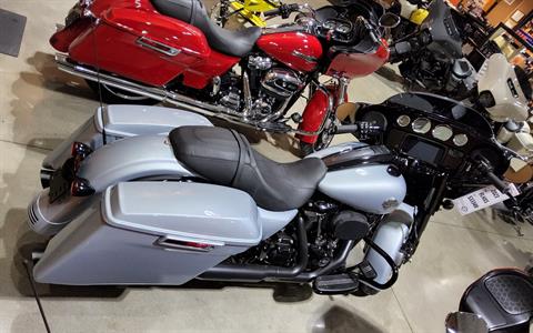 2023 Harley-Davidson Street Glide® Special in Broadalbin, New York - Photo 2