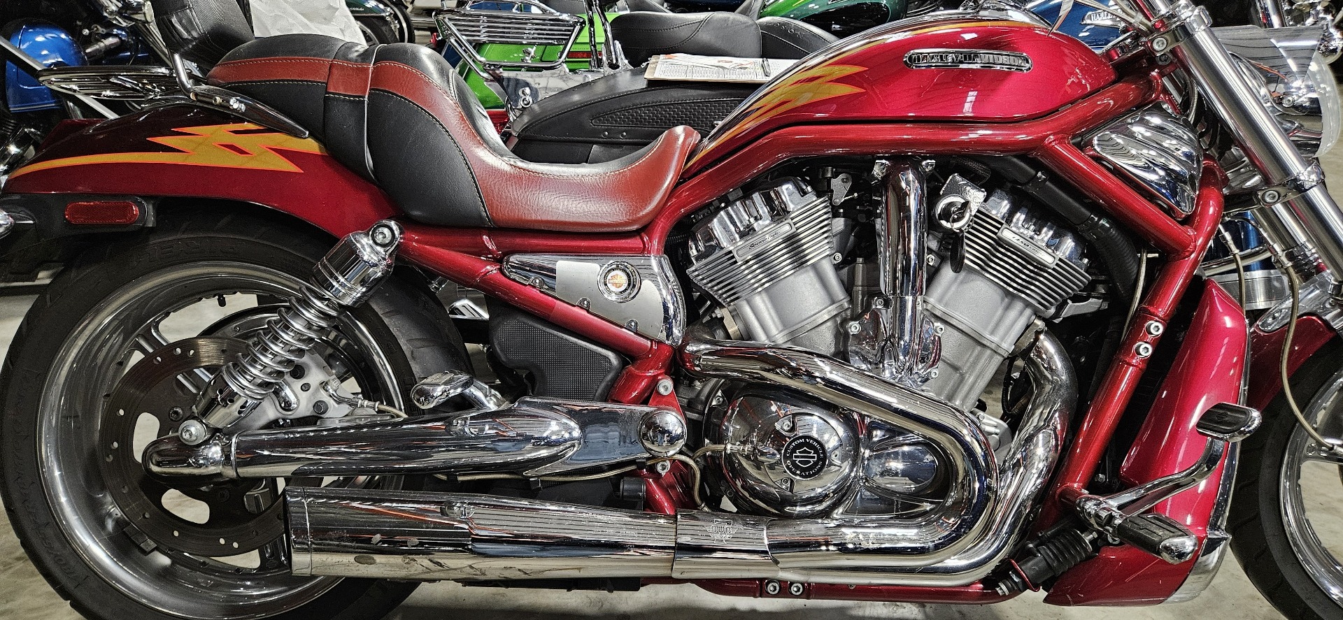 2005 Harley-Davidson VRSCSE Screamin’ Eagle® V-Rod® in Broadalbin, New York - Photo 2