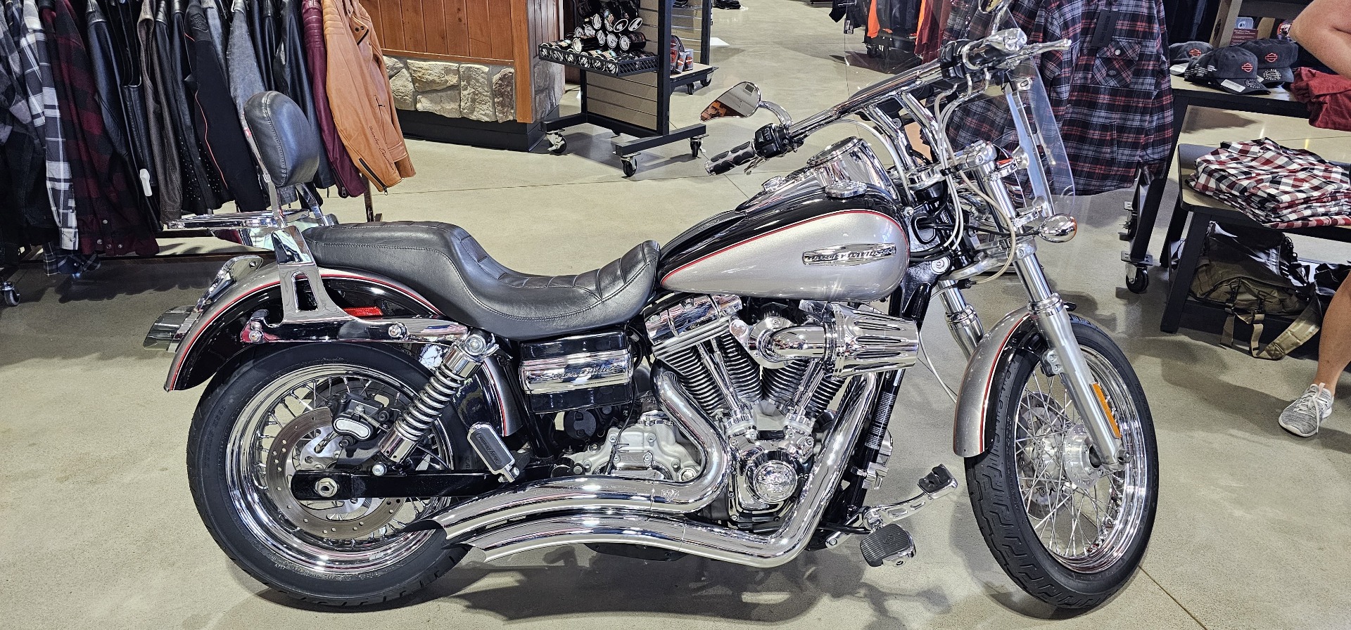 2009 Harley-Davidson Dyna® Super Glide® Custom in Broadalbin, New York - Photo 1
