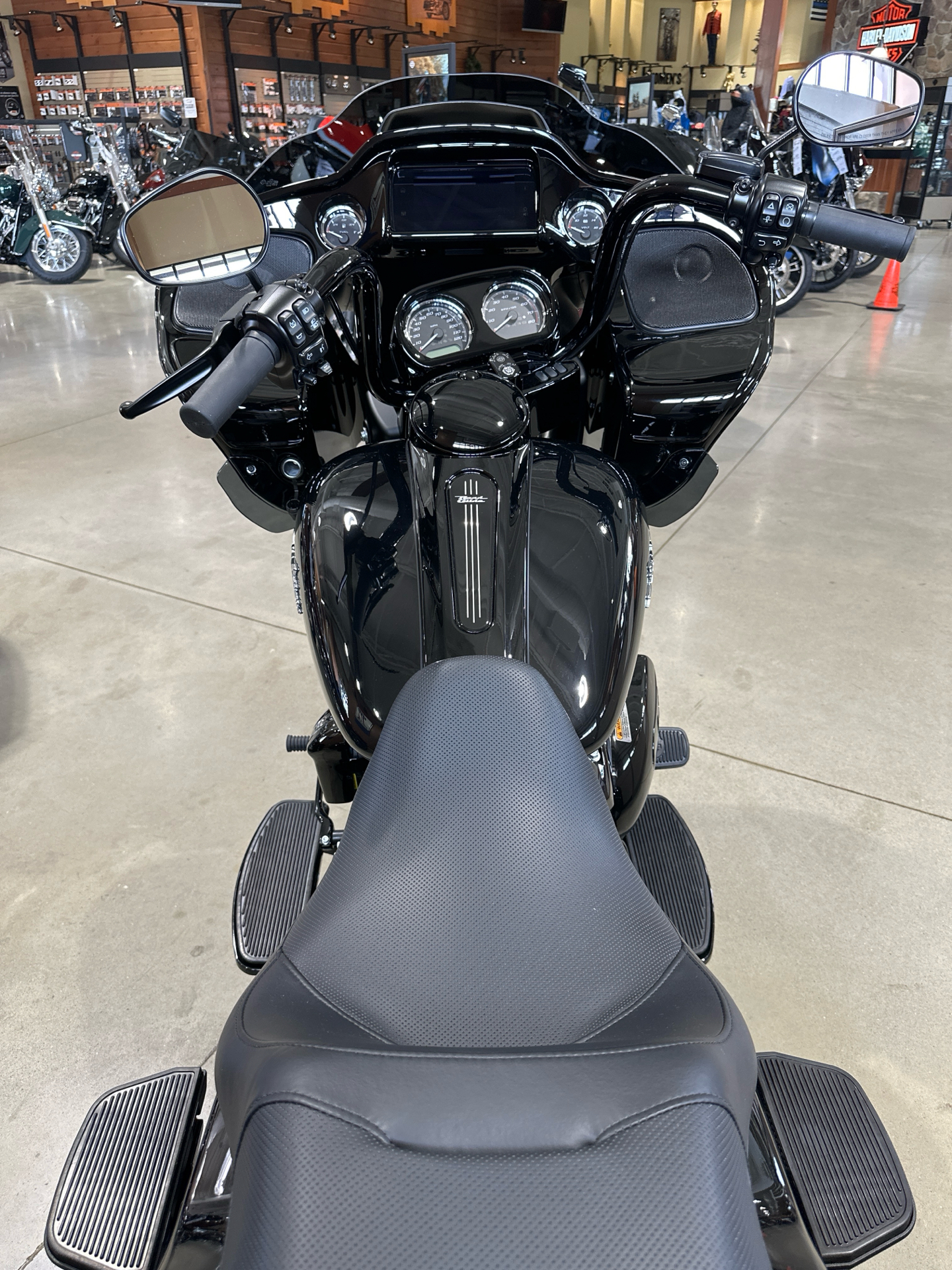 2024 Harley-Davidson Road Glide® 3 in Broadalbin, New York - Photo 4