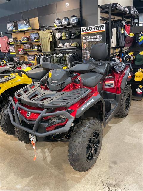 2024 Can-Am Outlander MAX XT 850 in New York Mills, New York - Photo 1