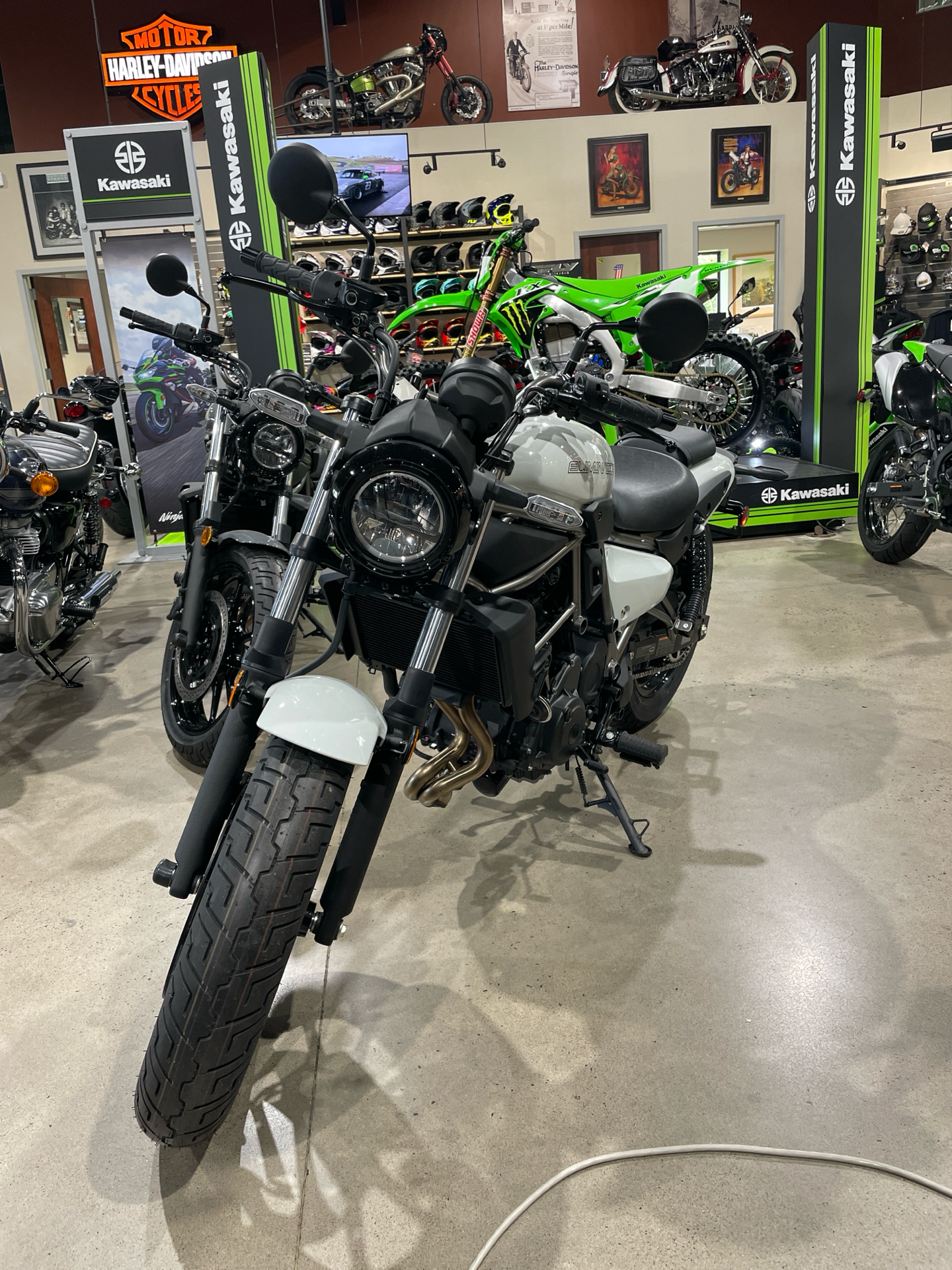 2024 Kawasaki Eliminator in New York Mills, New York - Photo 2