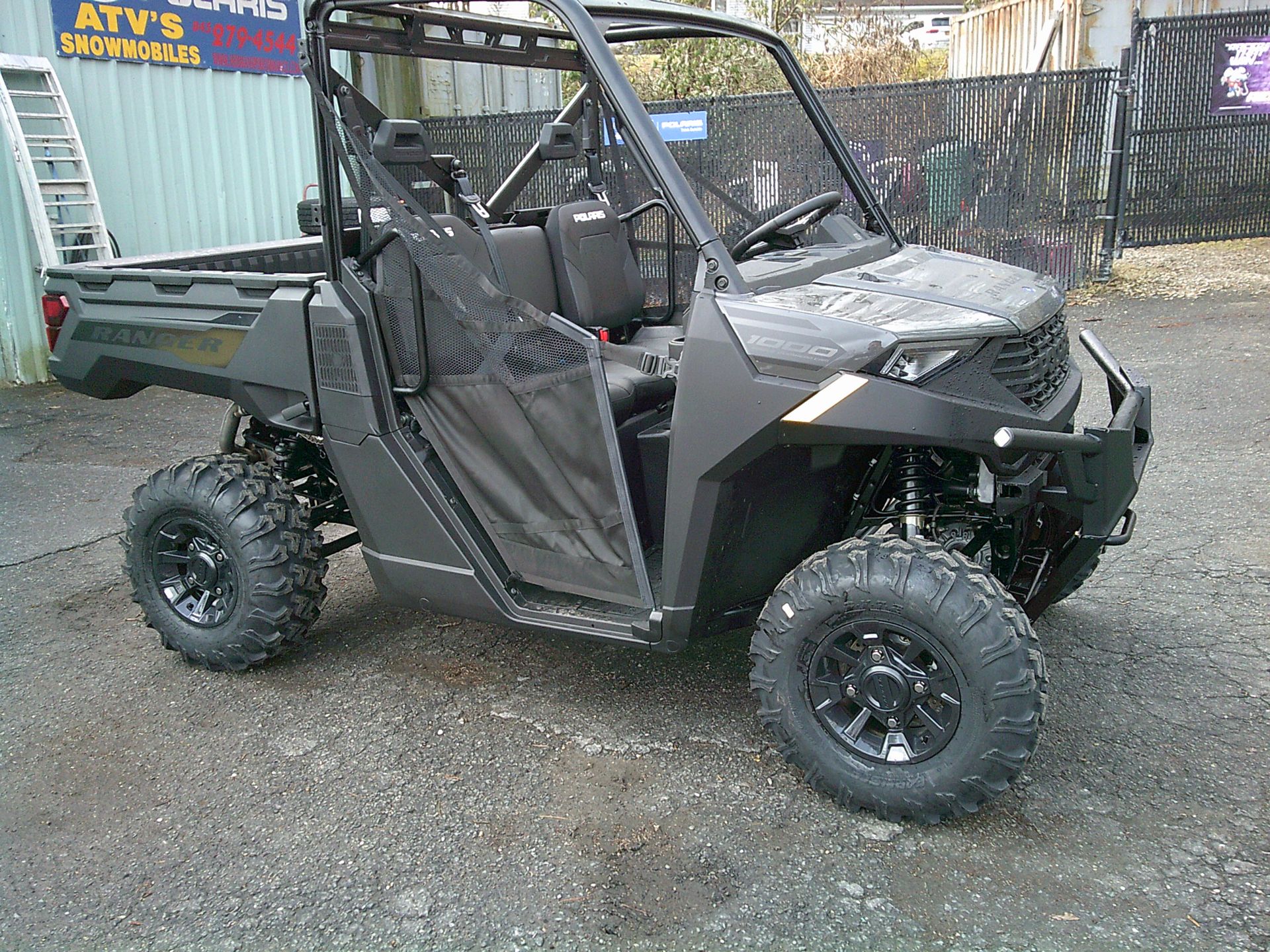 2025 Polaris Ranger 1000 Premium in Brewster, New York - Photo 4