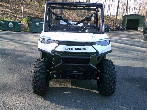 2024 Polaris Ranger XP Kinetic Premium in Brewster, New York - Photo 2