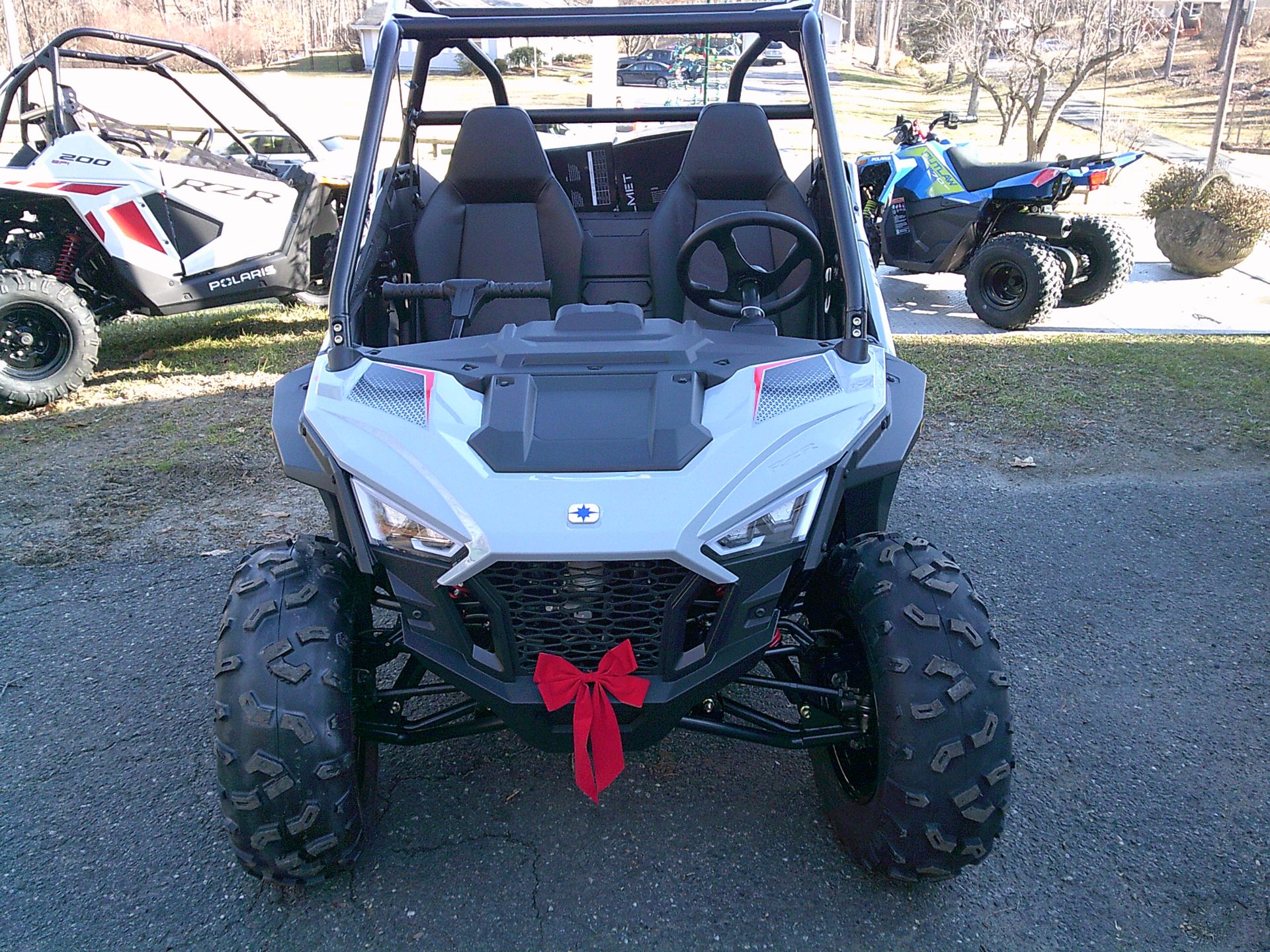 2024 Polaris RZR 200 EFI in Brewster, New York - Photo 2