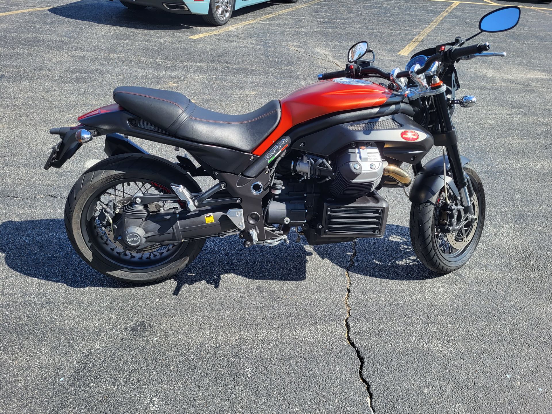 2015 Moto Guzzi Griso 8V SE in Edwardsville, Illinois - Photo 2