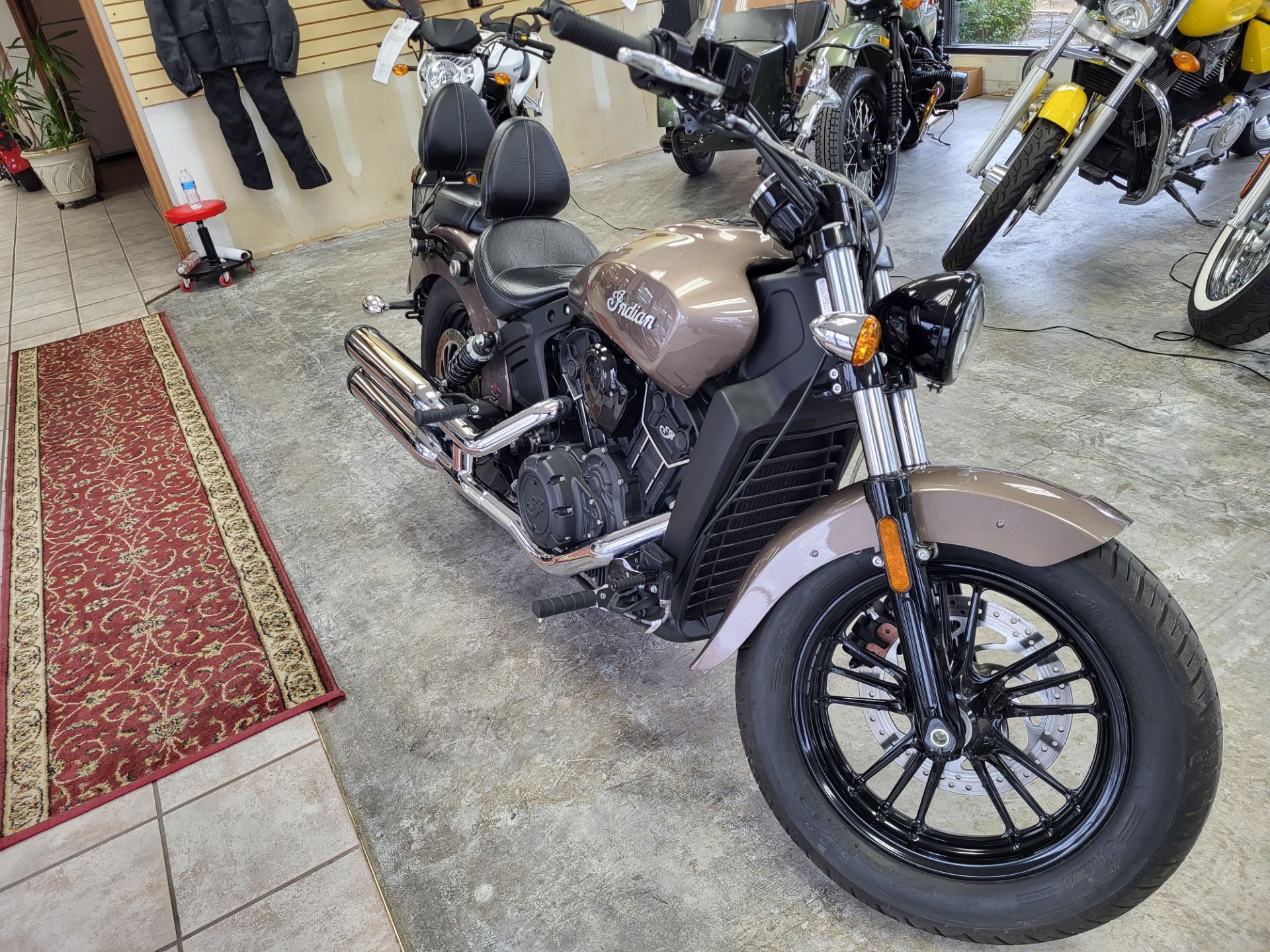 2018 Indian Motorcycle Scout® Sixty in Edwardsville, Illinois - Photo 3