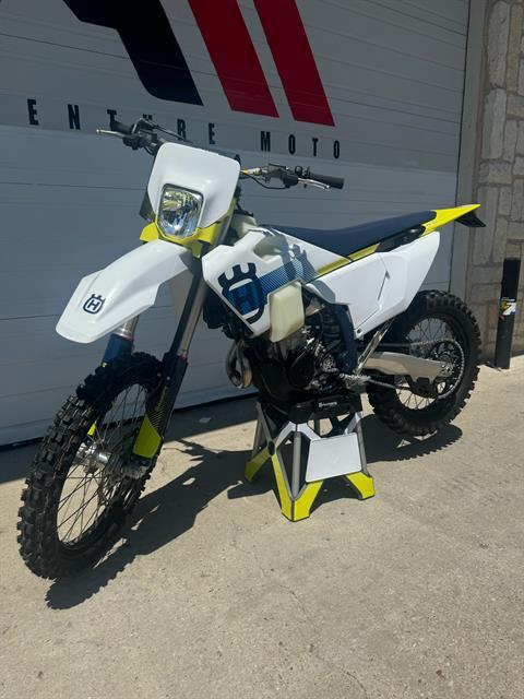 2024 Husqvarna FE 350w in McKinney, Texas - Photo 2