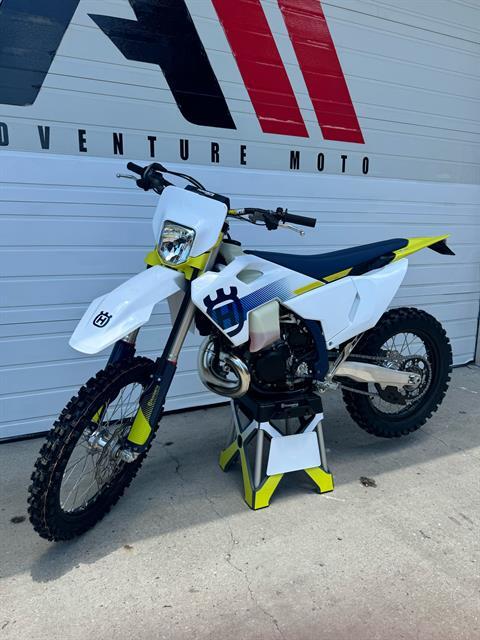 2024 Husqvarna TE 300 in McKinney, Texas - Photo 2