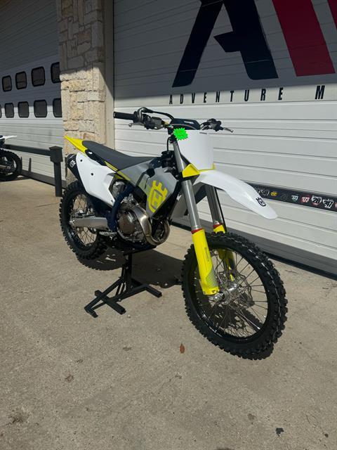 2024 Husqvarna FC 450 in McKinney, Texas - Photo 5