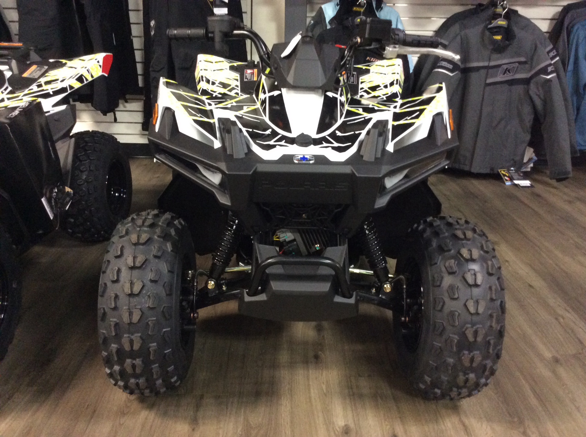 2023 Polaris Outlaw 70 EFI Limited Edition in Union Grove, Wisconsin - Photo 4