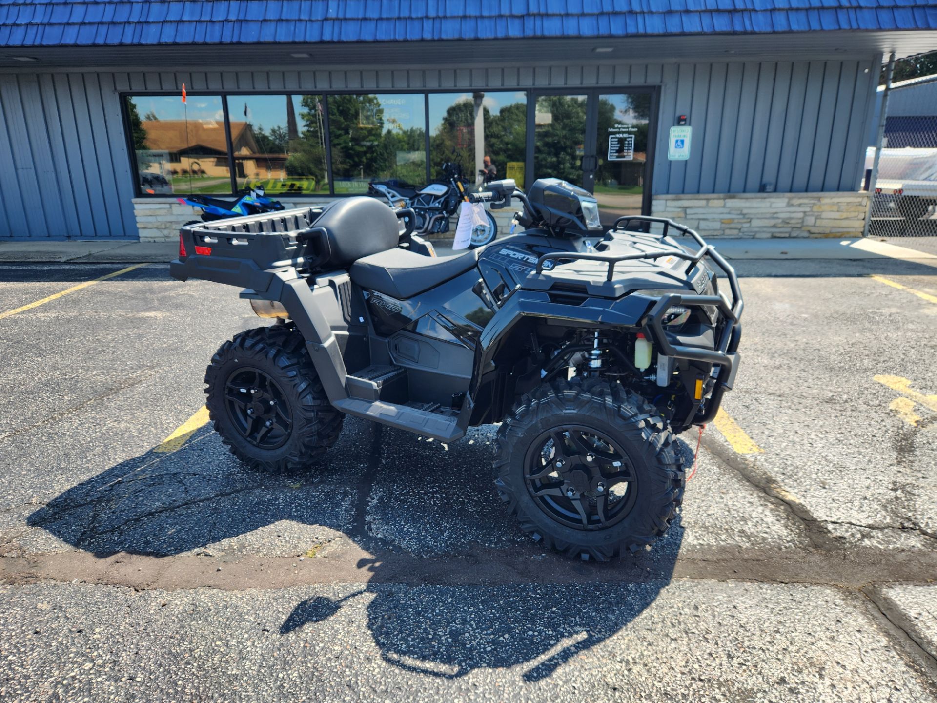 2025 Polaris Sportsman X2 570 in Union Grove, Wisconsin - Photo 5