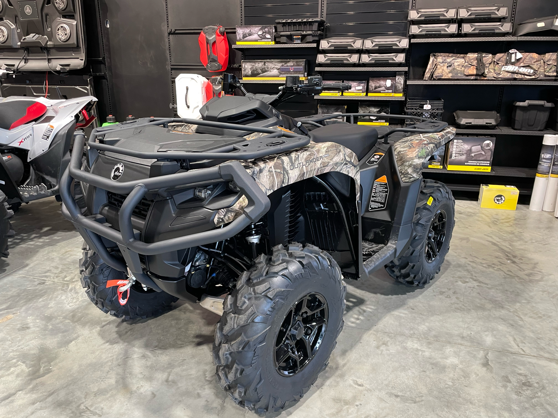 2024 Can-Am Outlander PRO Hunting Edition HD5 in Tifton, Georgia - Photo 3