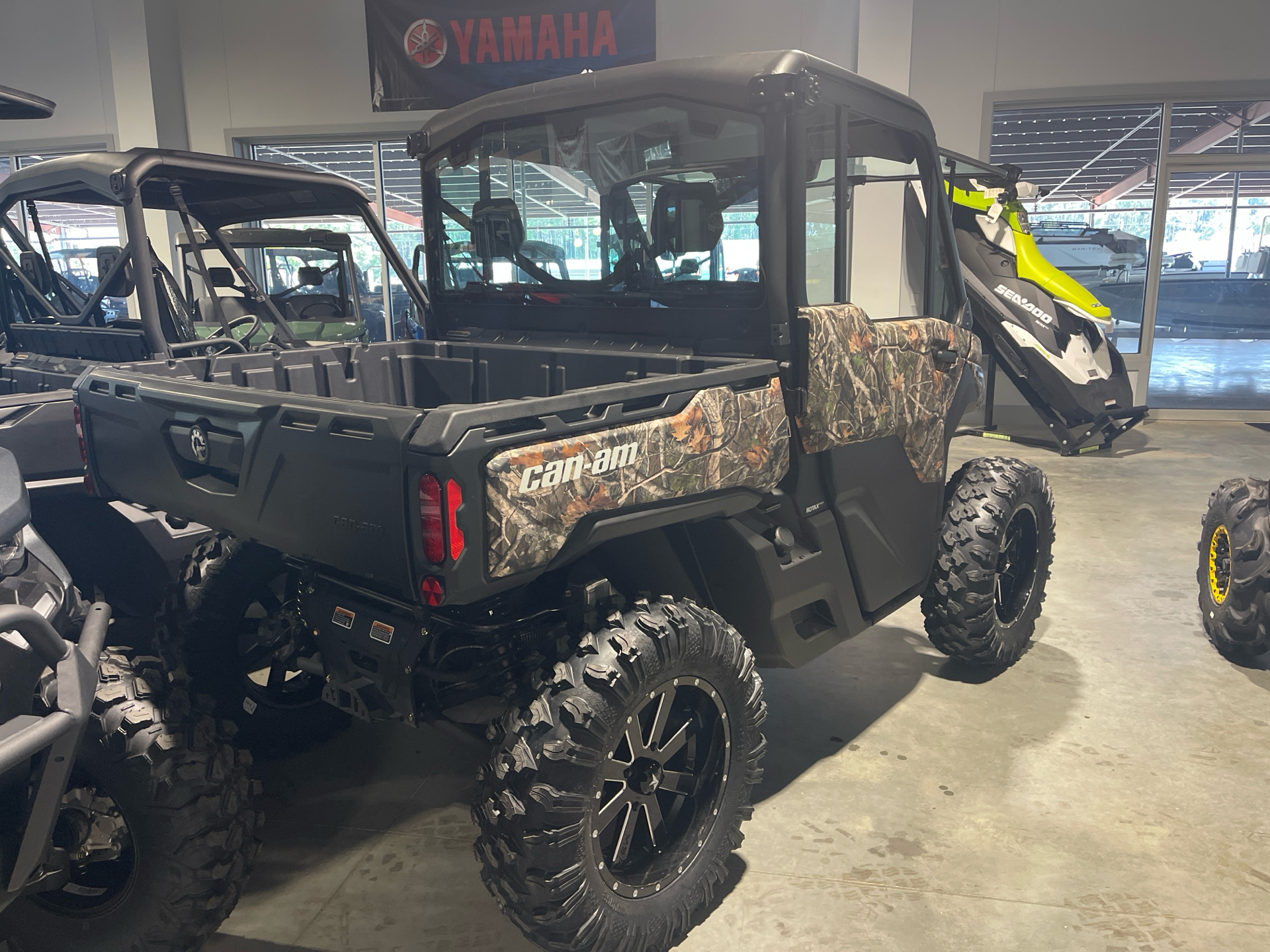 2024 Can-Am Defender Limited in Tifton, Georgia - Photo 3