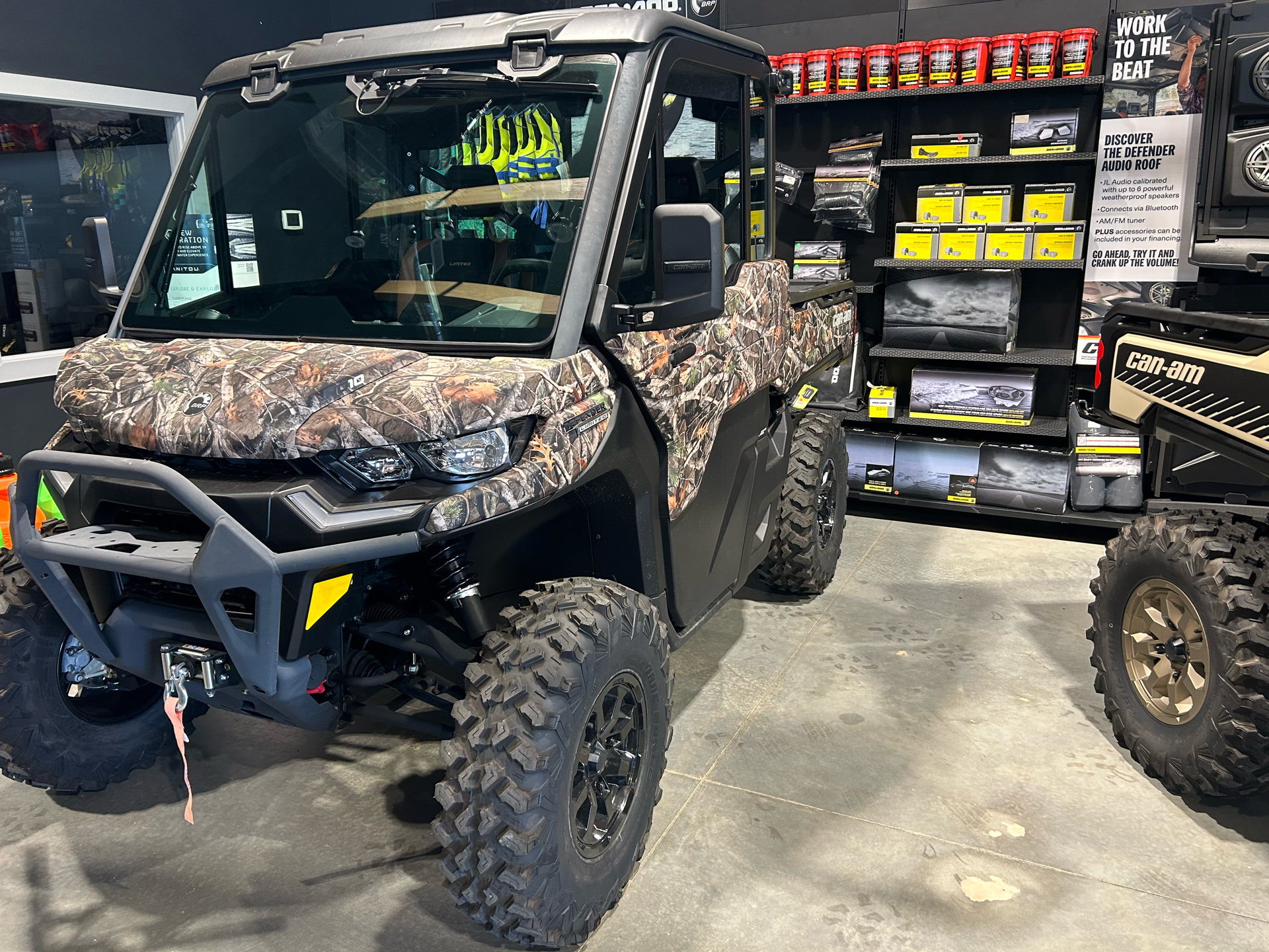 2024 Can-Am Defender Limited in Tifton, Georgia - Photo 1