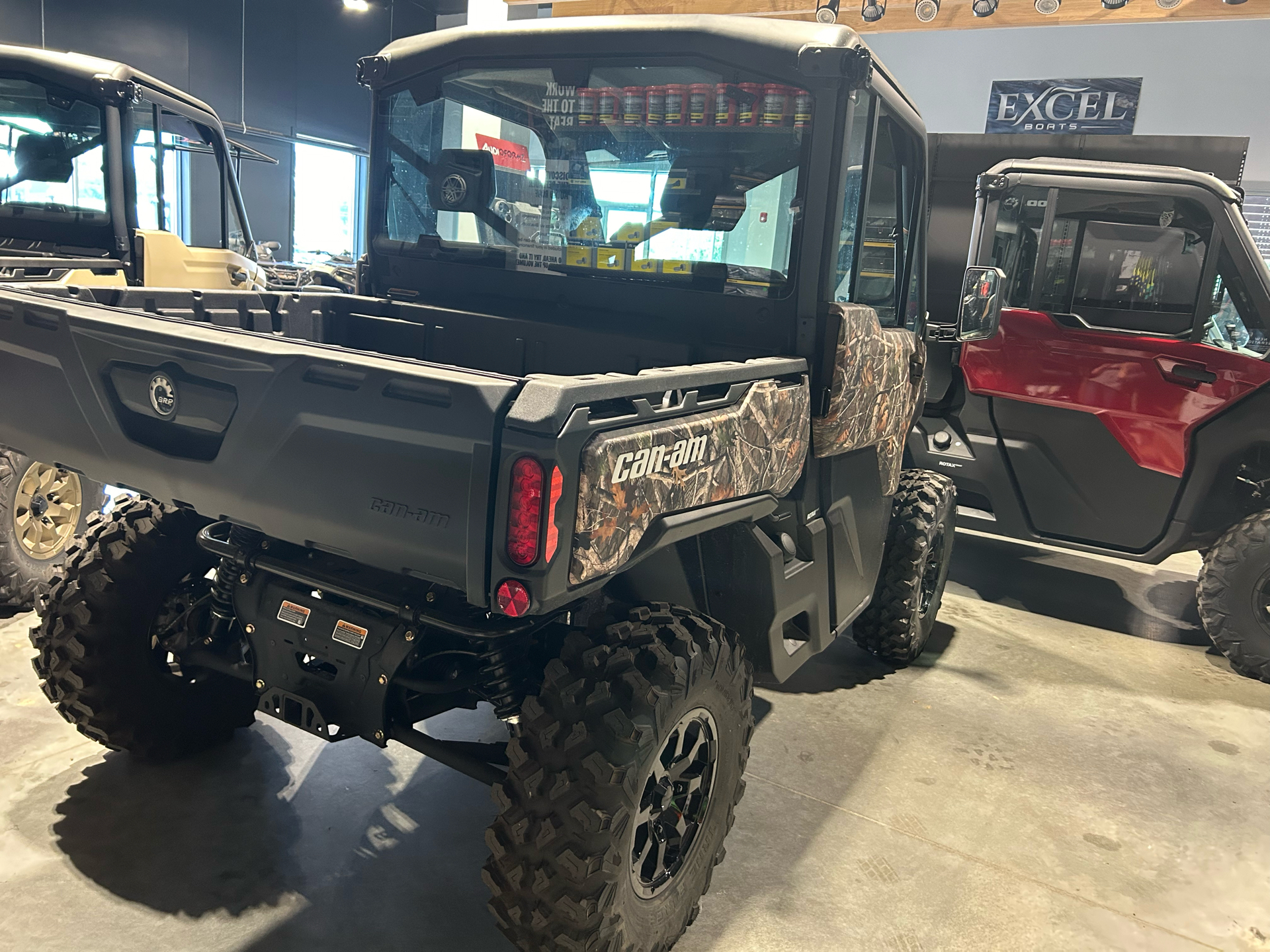 2024 Can-Am Defender Limited in Tifton, Georgia - Photo 3