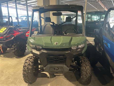 2024 Can-Am Defender HD9 in Tifton, Georgia - Photo 2