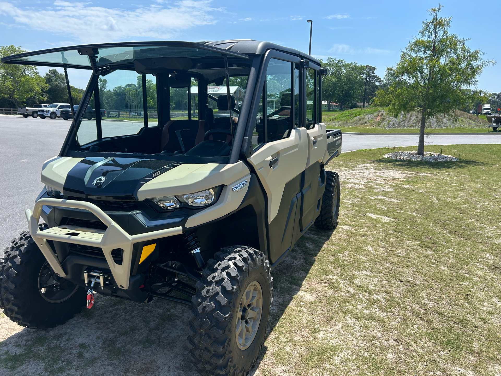 2024 Can-Am Defender MAX Limited in Tifton, Georgia - Photo 1
