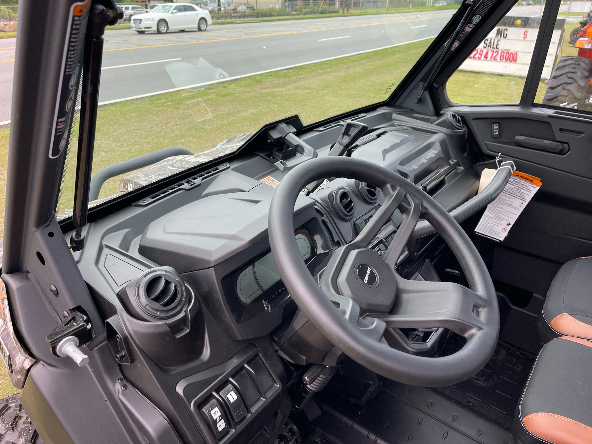 2024 Can-Am Defender MAX Limited in Tifton, Georgia - Photo 6