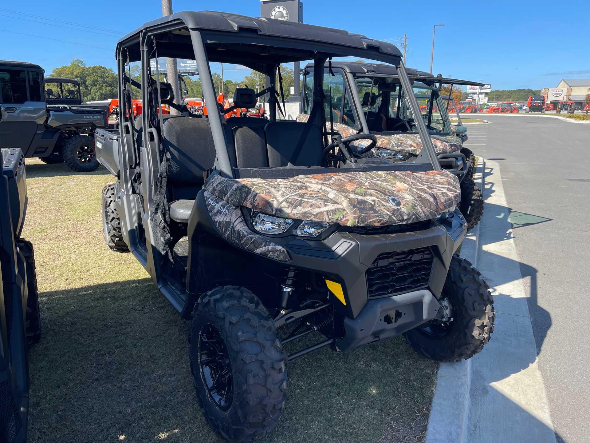 2024 Can-Am Defender MAX DPS HD9 in Tifton, Georgia - Photo 2