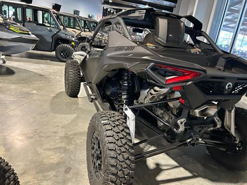 2024 Can-Am Maverick R X RS with Smart-Shox in Tifton, Georgia - Photo 3