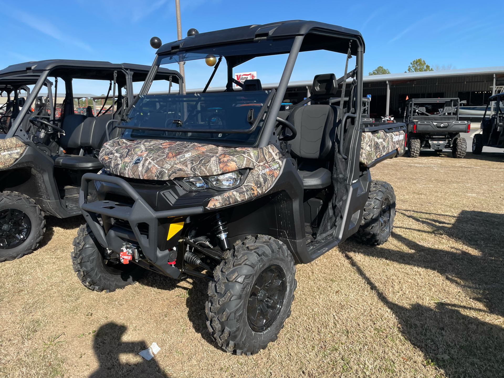 2024 Can-Am Defender XT HD10 in Tifton, Georgia - Photo 1