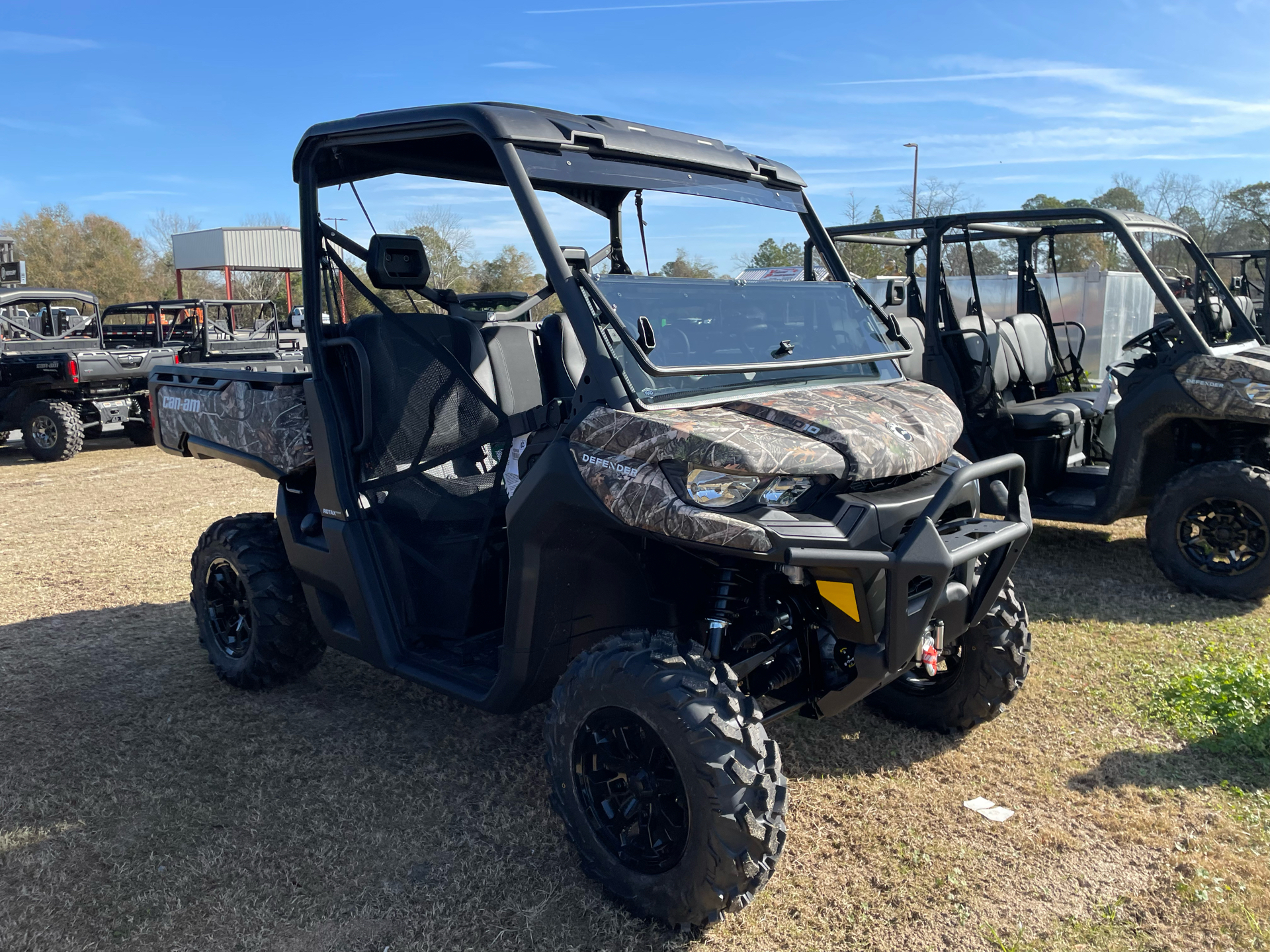 2024 Can-Am Defender XT HD10 in Tifton, Georgia - Photo 4