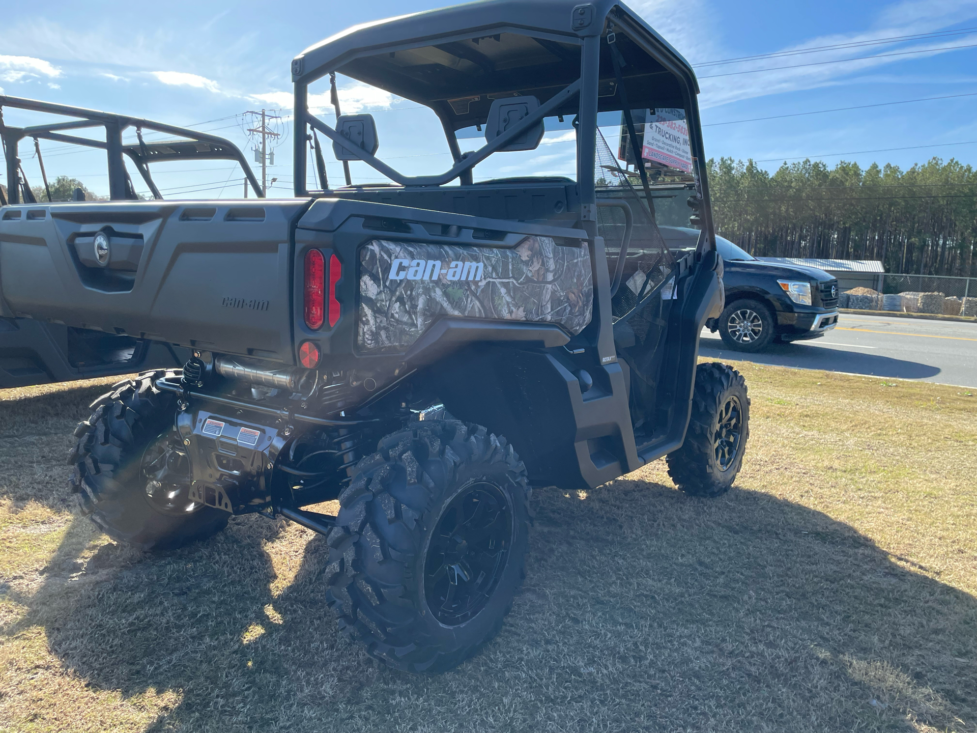 2024 Can-Am Defender XT HD10 in Tifton, Georgia - Photo 6