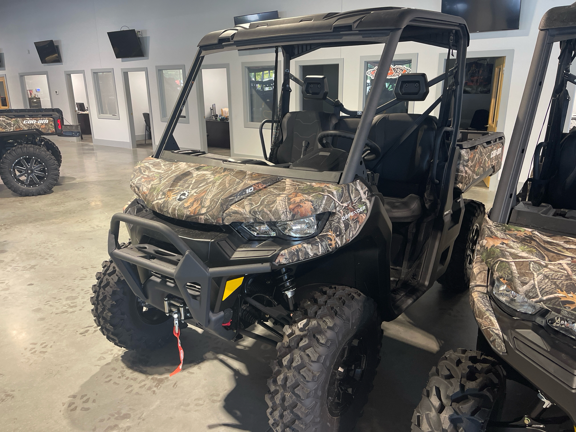 2024 Can-Am Defender XT HD10 in Tifton, Georgia - Photo 4