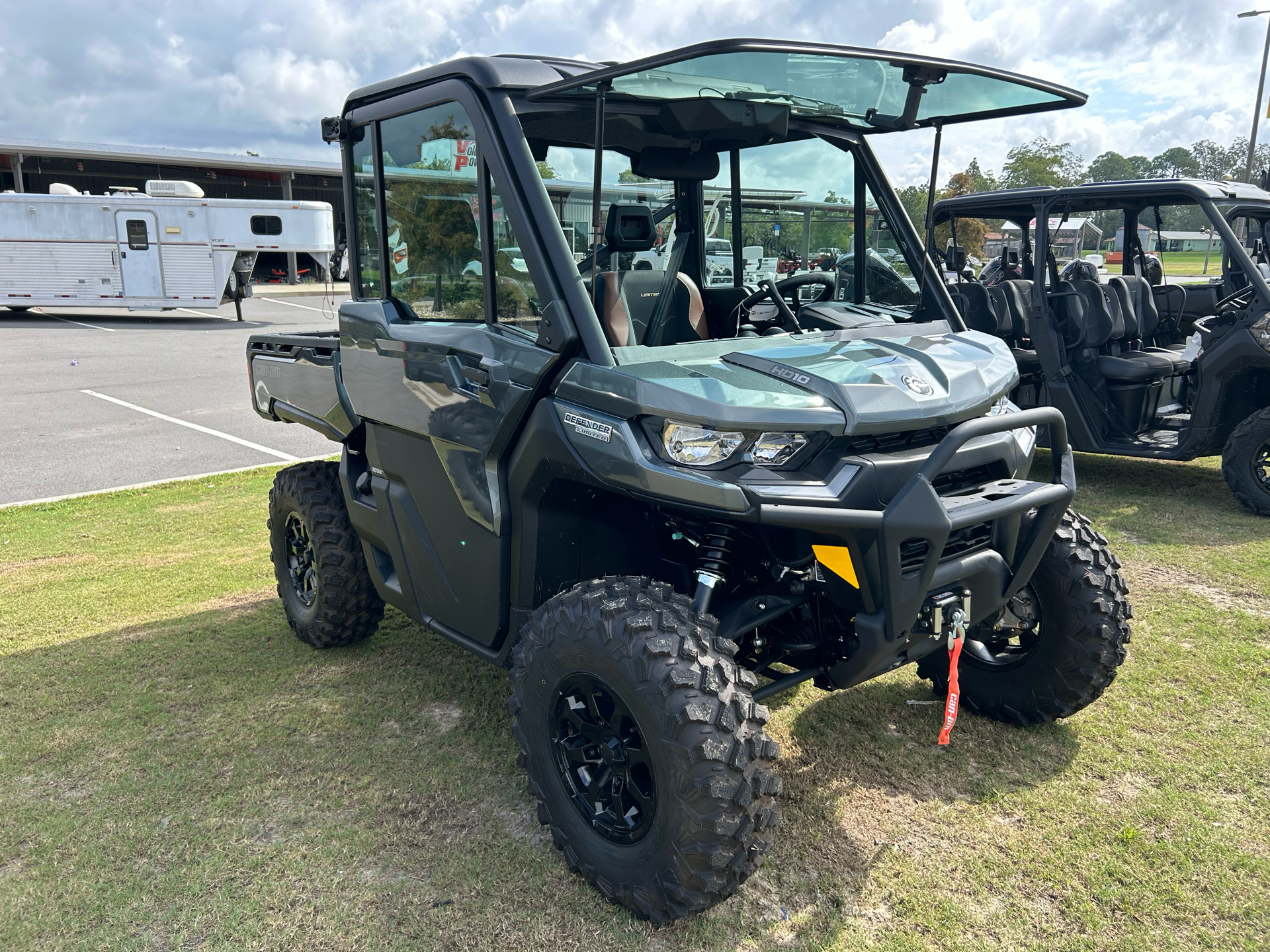 New 2024 CanAm Defender Limited, Tifton GA Specs, Price, Photos